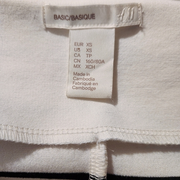 H&M STRIPED LONG SLEEVE DRESS - Picture 11 of 11